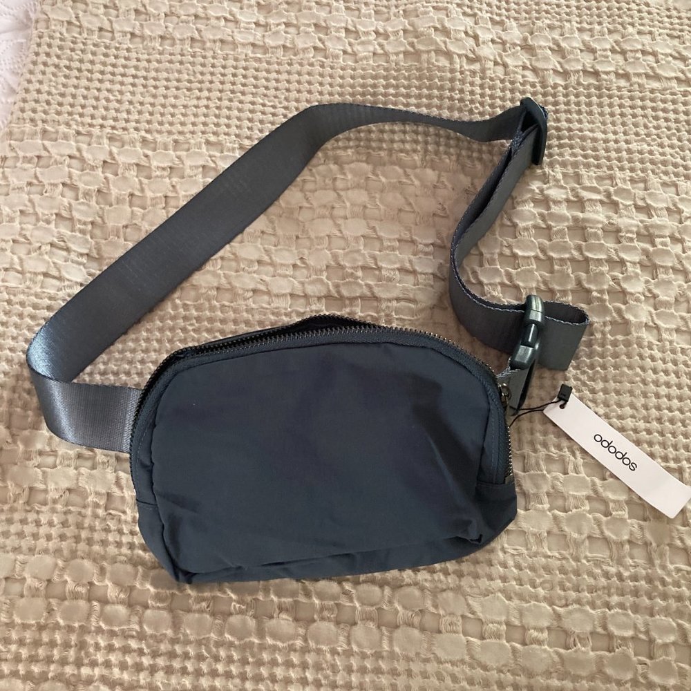 Ododos Crossbody Bag NWT